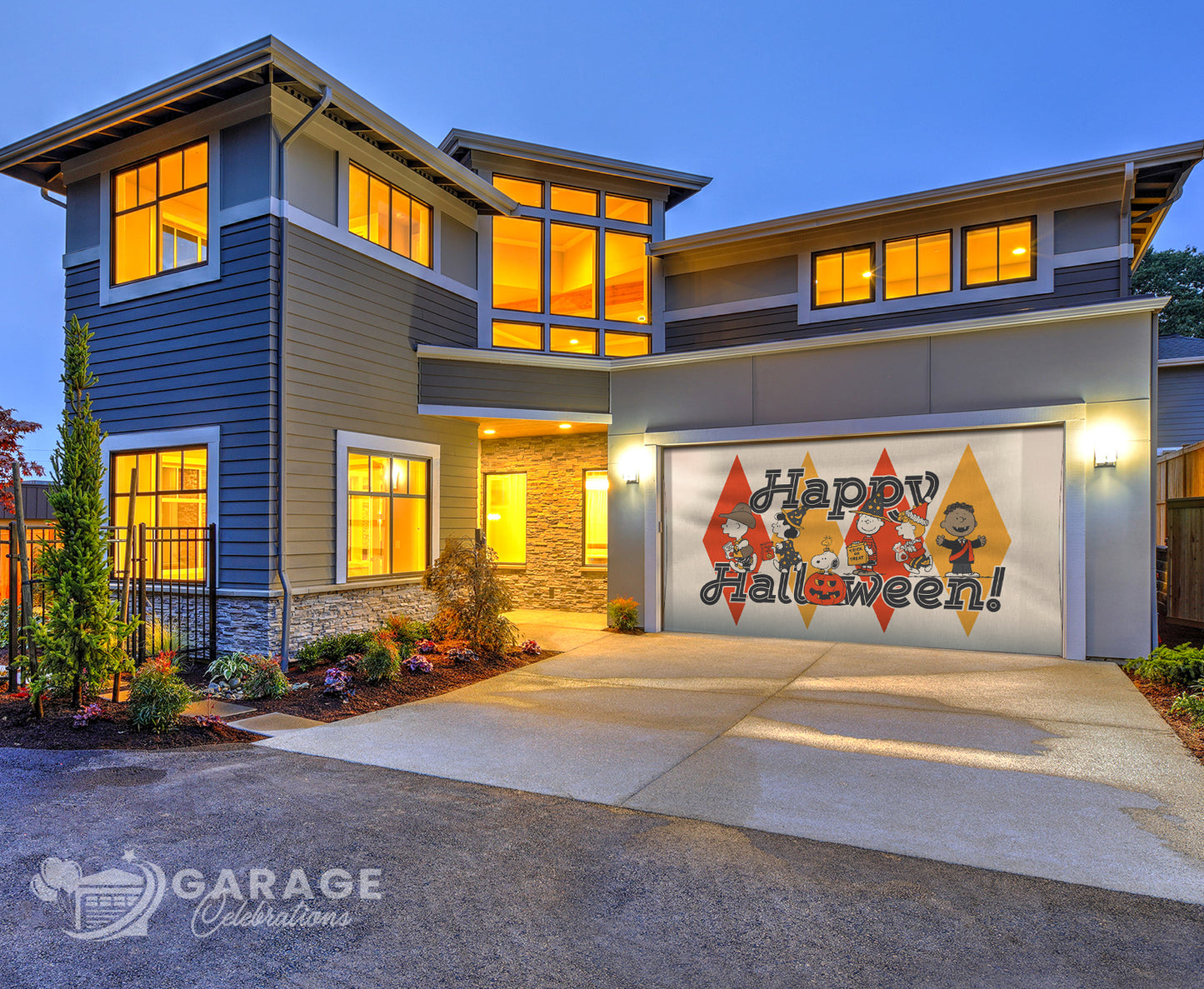 Spooktacular | 2-Car Peanuts® Garage Door Cover
